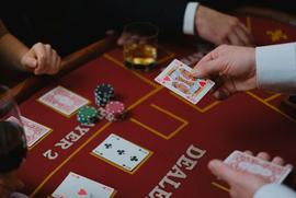 liên hệ Fun88